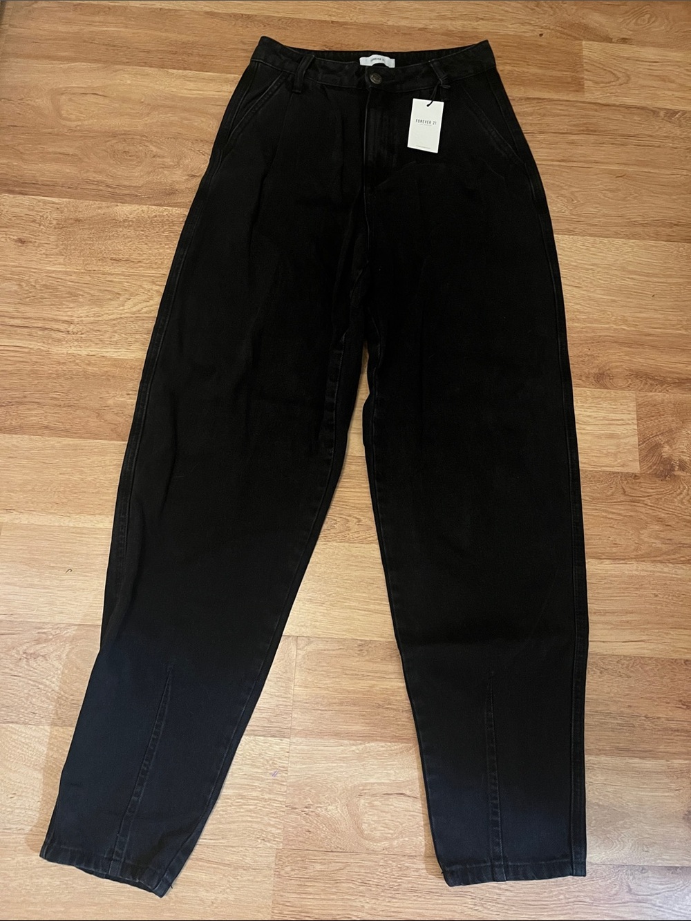 Forever 21 Black Relaxed Men’s Jeans